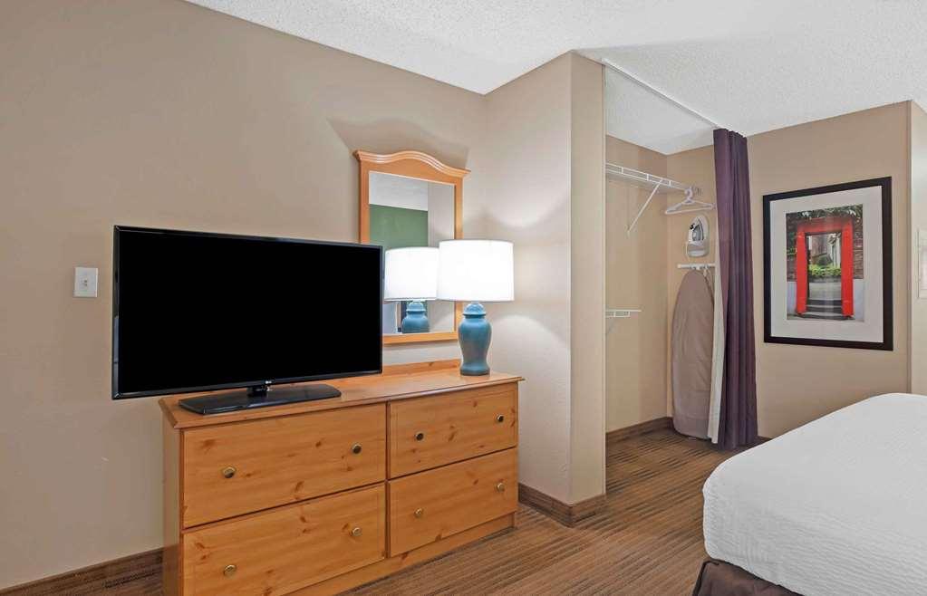 Extended Stay America Suites - San Diego - Sorrento Mesa Room photo